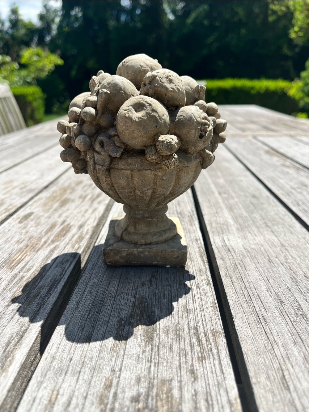 STONE FRUIT BOWL STANDING STATUARY DECOR. 
5” x 4”